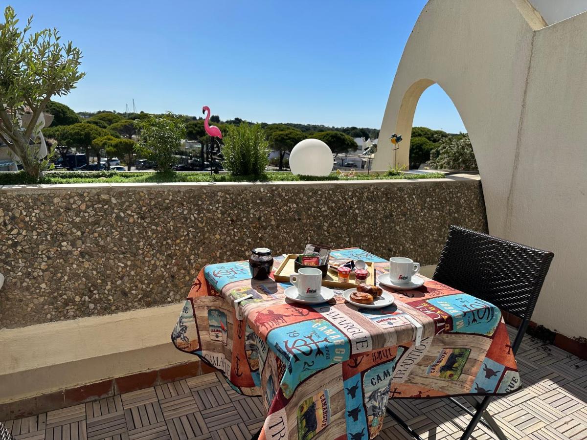 Superbe Studio, Terrasse, Piscine, Parking Le Grau-du-Roi Exterior photo